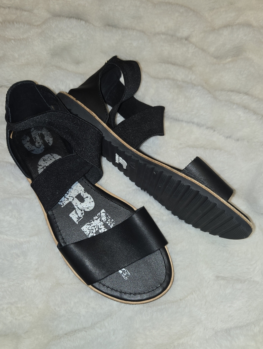 NWOT Sorel Ella III Multi-Strap Sandals [8.5] New Condition Classy Basic